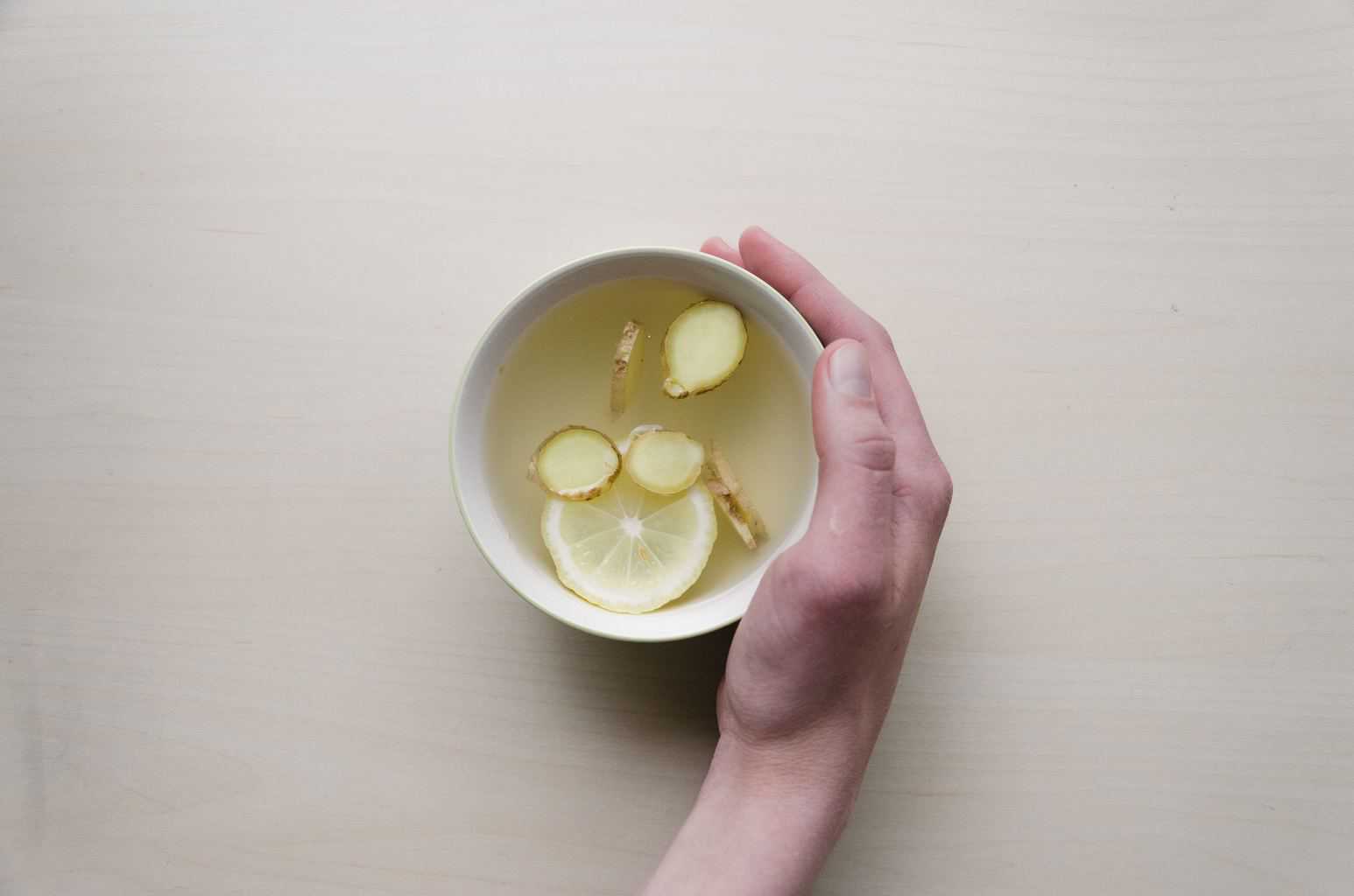 tea with lime and ginger
