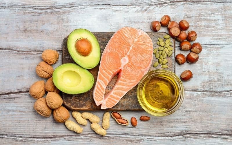 Low Cholesterol Diet for Beginners: What to Eat, Avoid and More